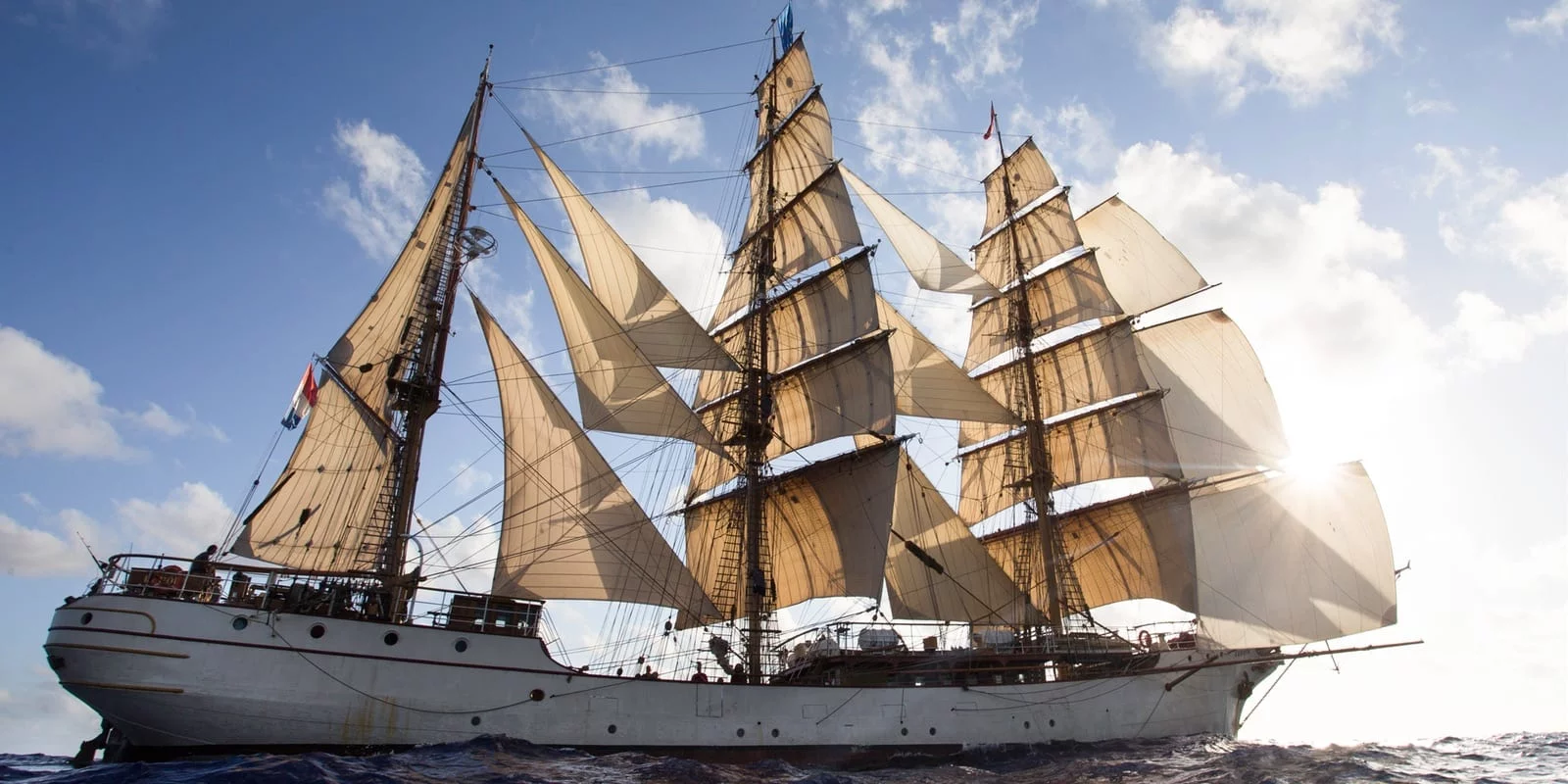 Tall ship sailing a thrilling escapade on the high seas – Another World ...